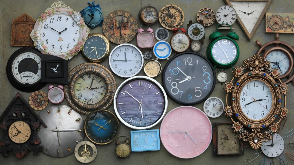 Electric Clocks Of The 1950s