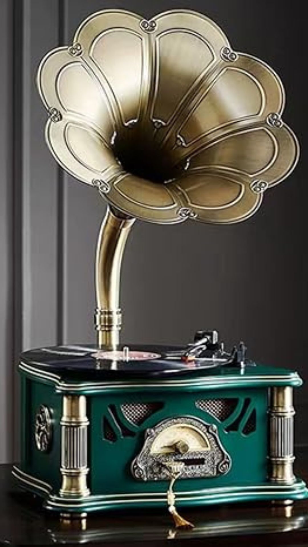 Gramophone Green Wood 1080x1920
