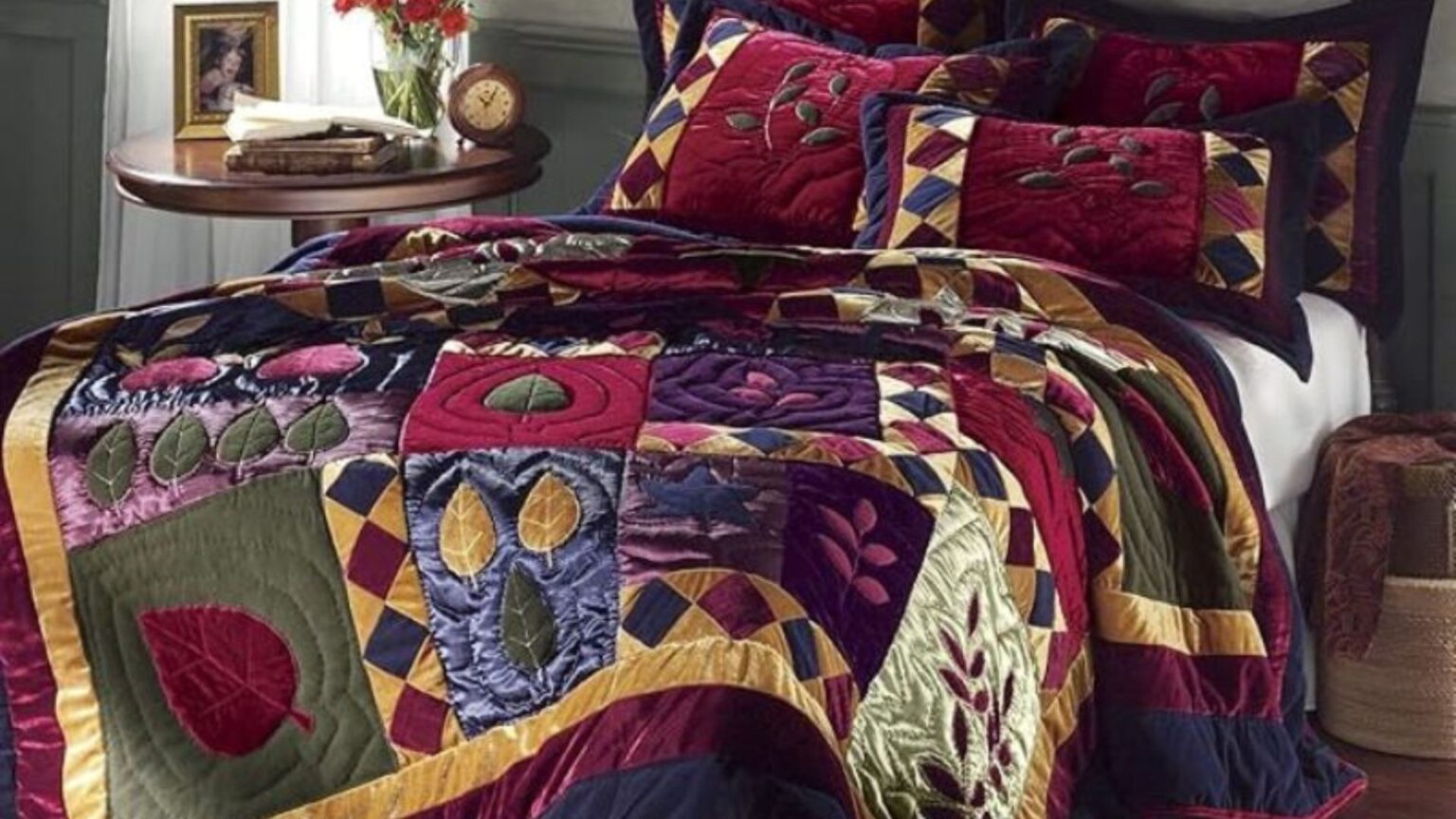 Montgomery Ward Velvet Dreams Quilt for FullQueen Size