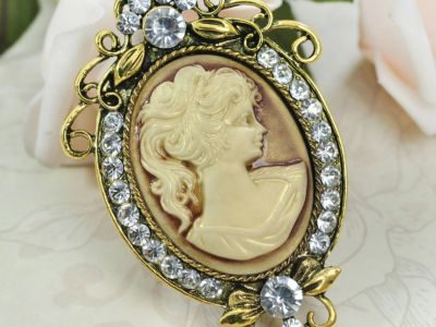 Gyn&Joy Antique Gold Tone Clear Rhinestones Cameo Woman