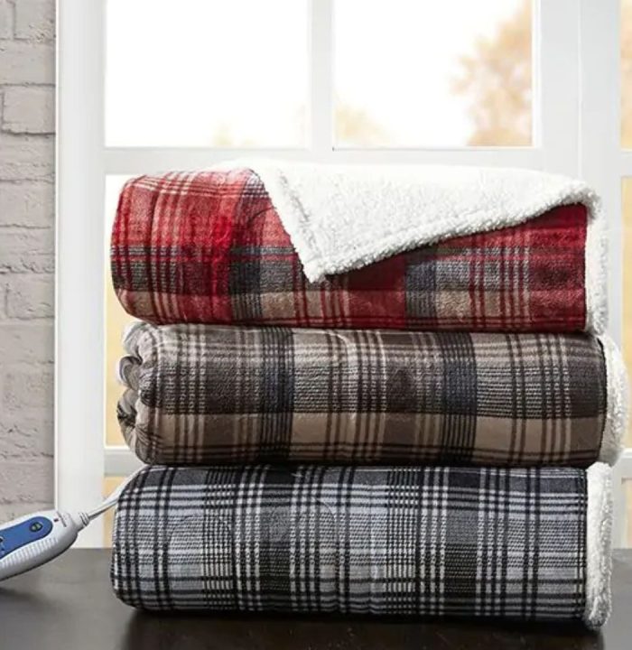 Oversized-Plaid-Heated-Throw-Blanket.jpg