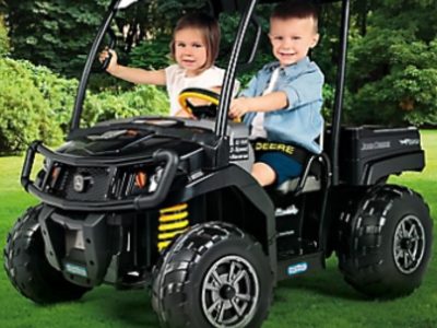 Peg-Perego-John-Deere-Gator-XUV-Ride-On-Toy-Midnight-Black.jpg