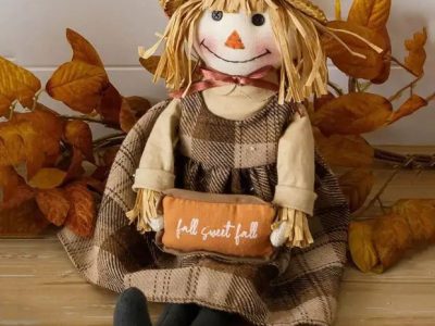 Retro Doll Scarecrow Girl