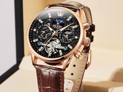 Skeleton wristwatch