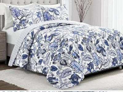 Vintage Floral Quilt